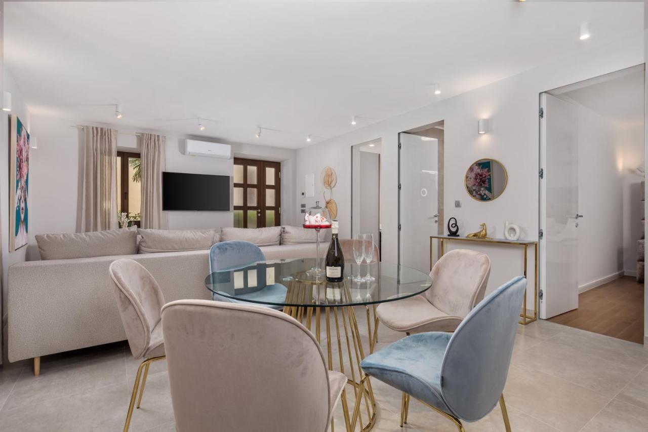 Apartmani Dogas Crikvenica Exterior photo