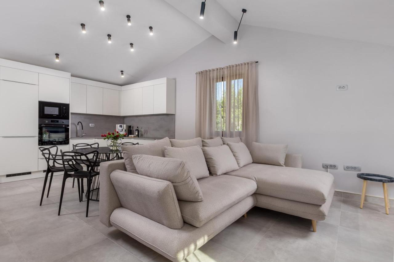 Apartmani Dogas Crikvenica Exterior photo