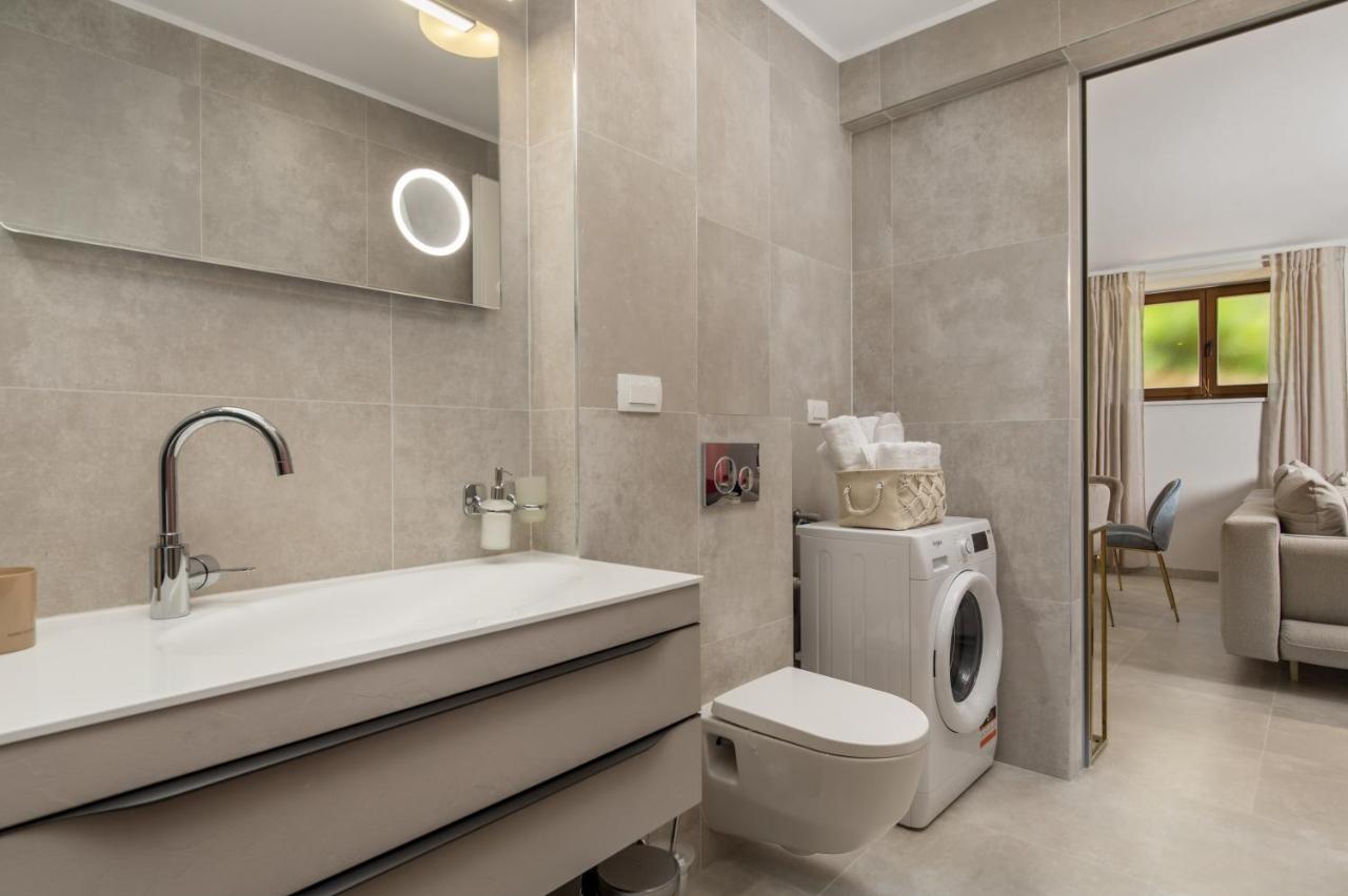 Apartmani Dogas Crikvenica Exterior photo
