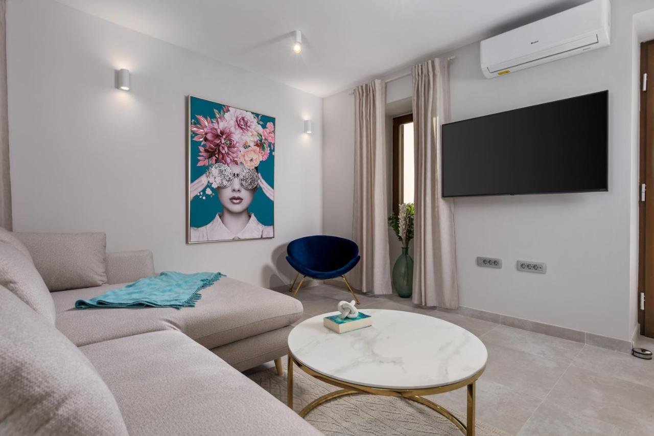 Apartmani Dogas Crikvenica Exterior photo